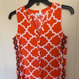 10/$10 Crown & Ivy Top